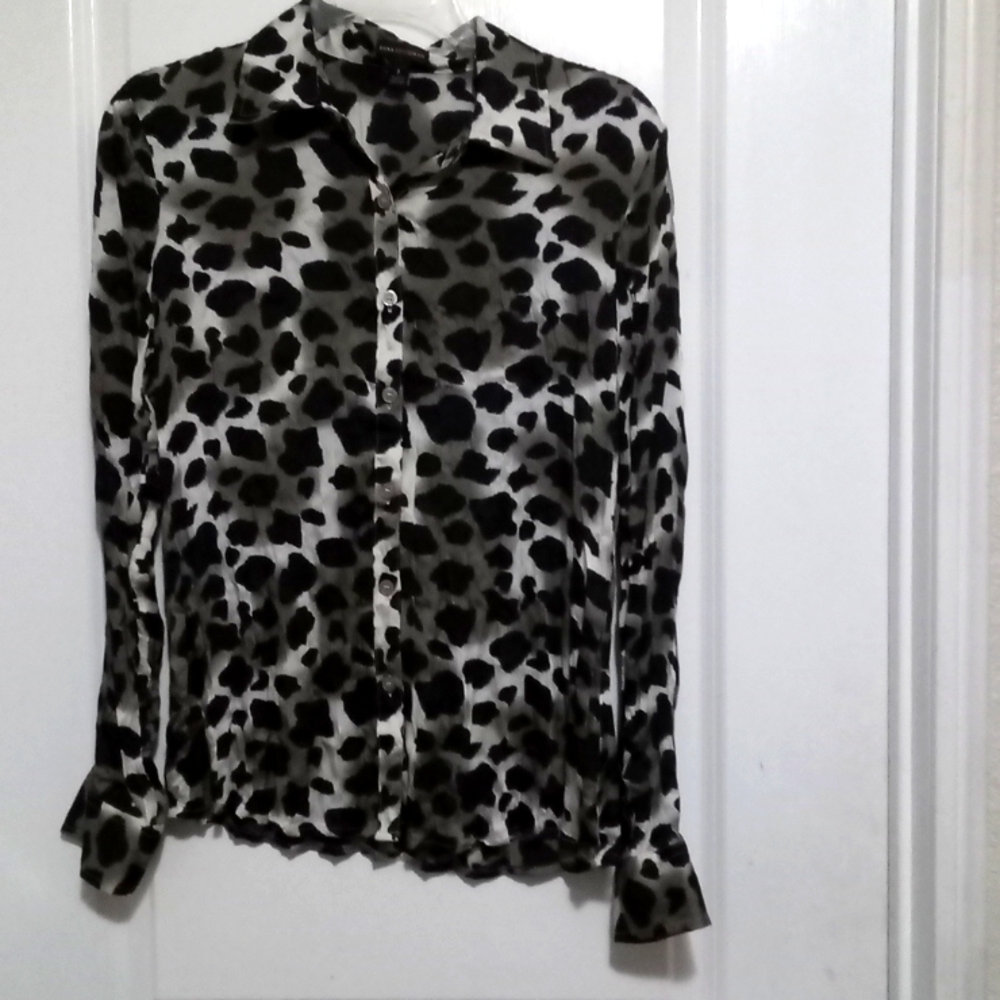 🎁 4/$20 Dana Buchman pleated long sleeve blouse